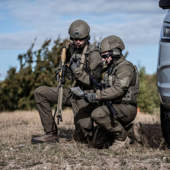 3M, Communication en équipe, Casque antibruit communquant pour talkie