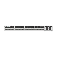 Cisco 9300X Switch vue 1